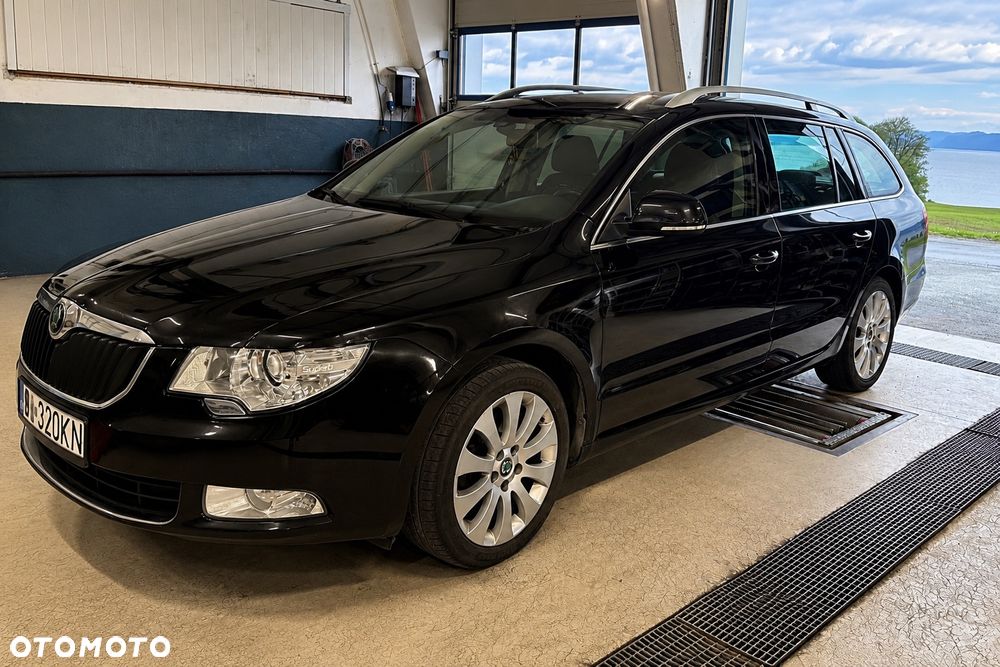Skoda Superb 2.0 TDI Comfort DSG - 16