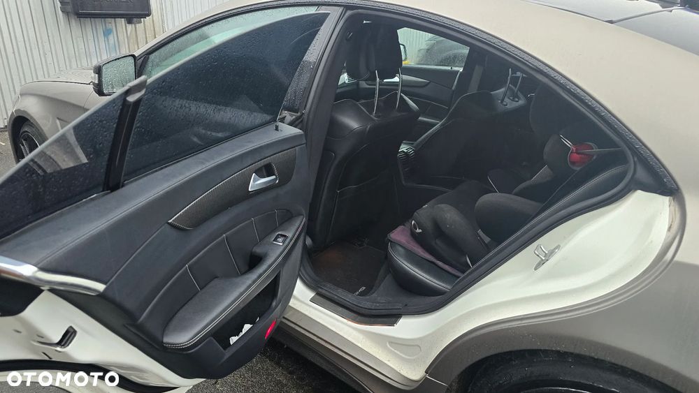 Mercedes-Benz CLS 63 AMG S 4Matic AMG SPEEDSHIFT MCT - 17