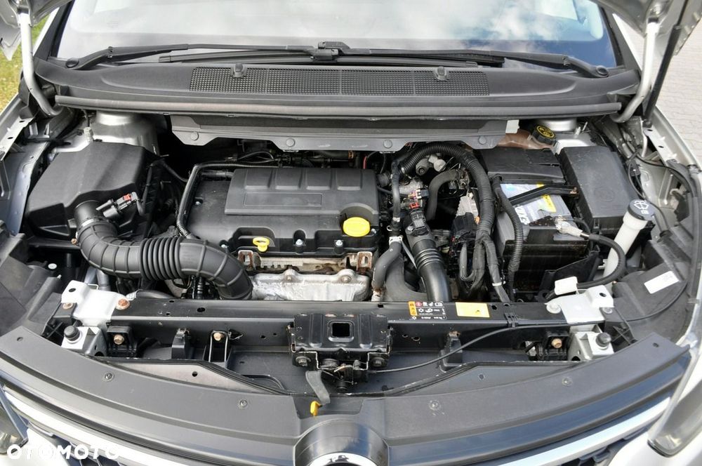 Opel Zafira - 39