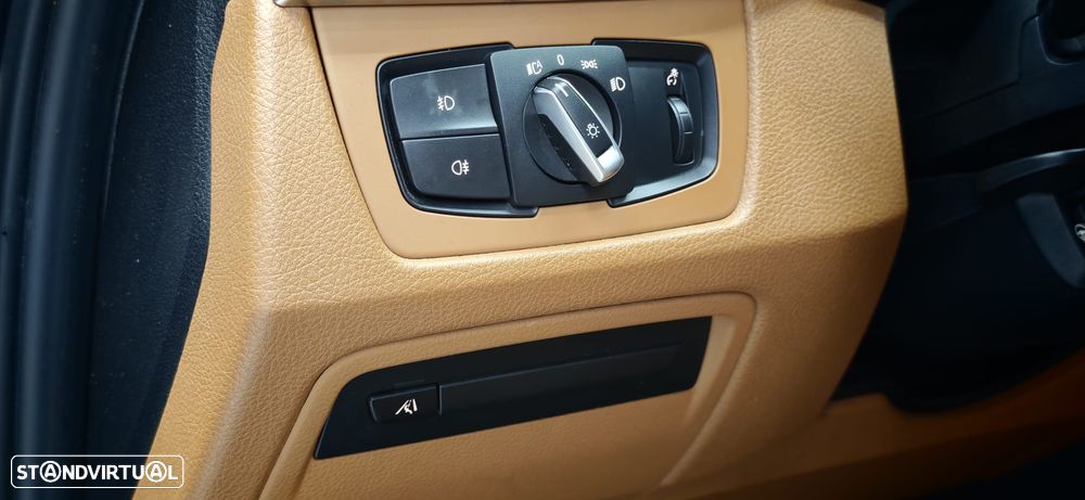 BMW 320 - 30