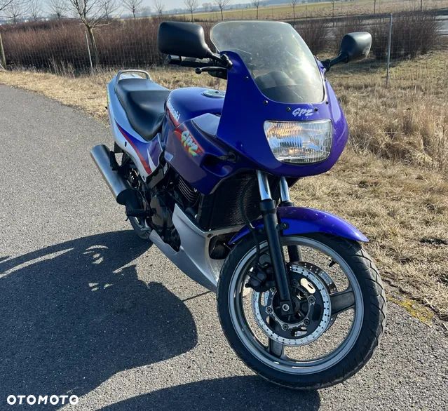 Kawasaki GPZ - 3