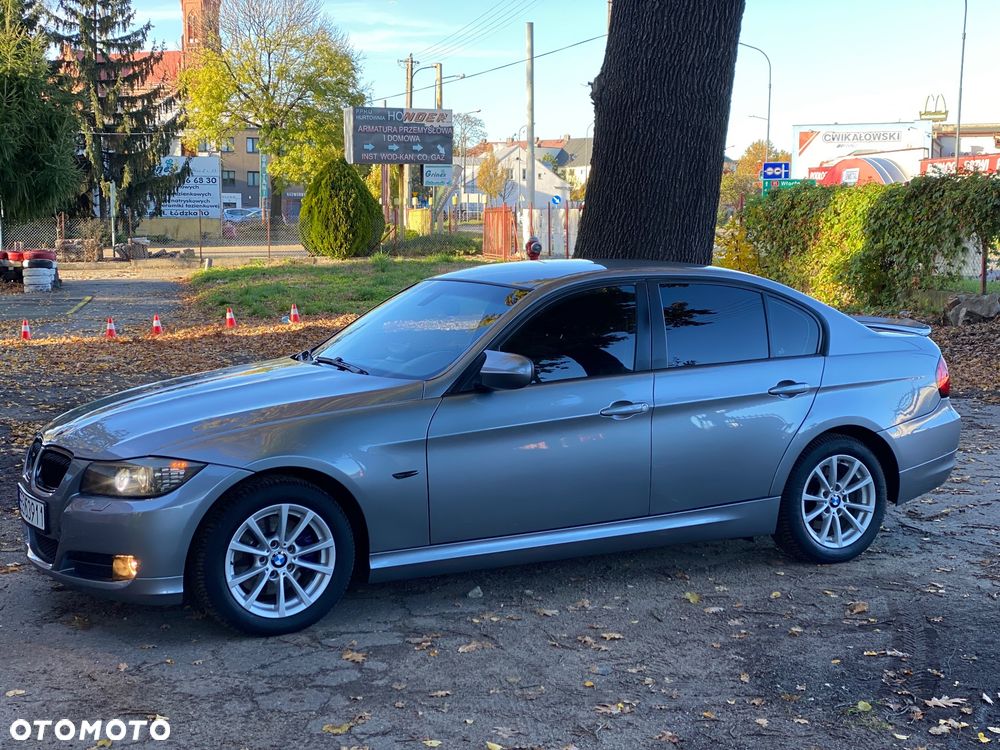 BMW 3 Series 2008 photo 3