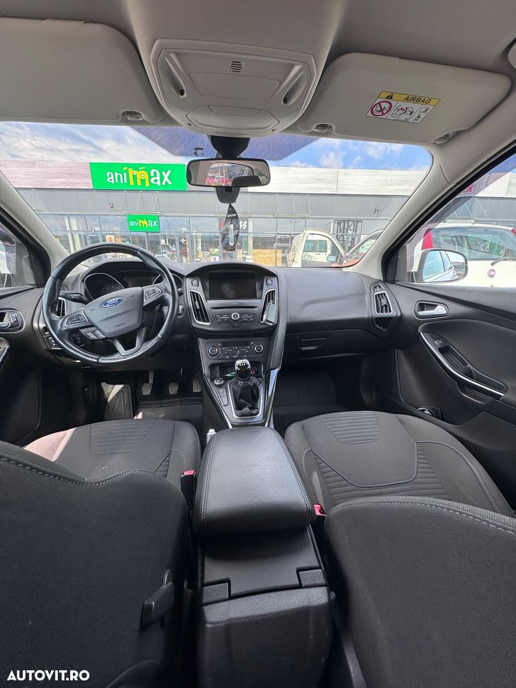 Ford Focus 1.0 EcoBoost Start Stop Trend - 9