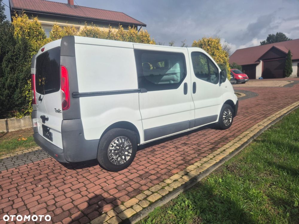 Renault Trafic - 2