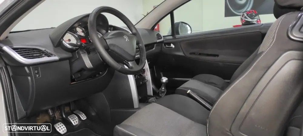 Peugeot 207 CC 1.6 16V - 6