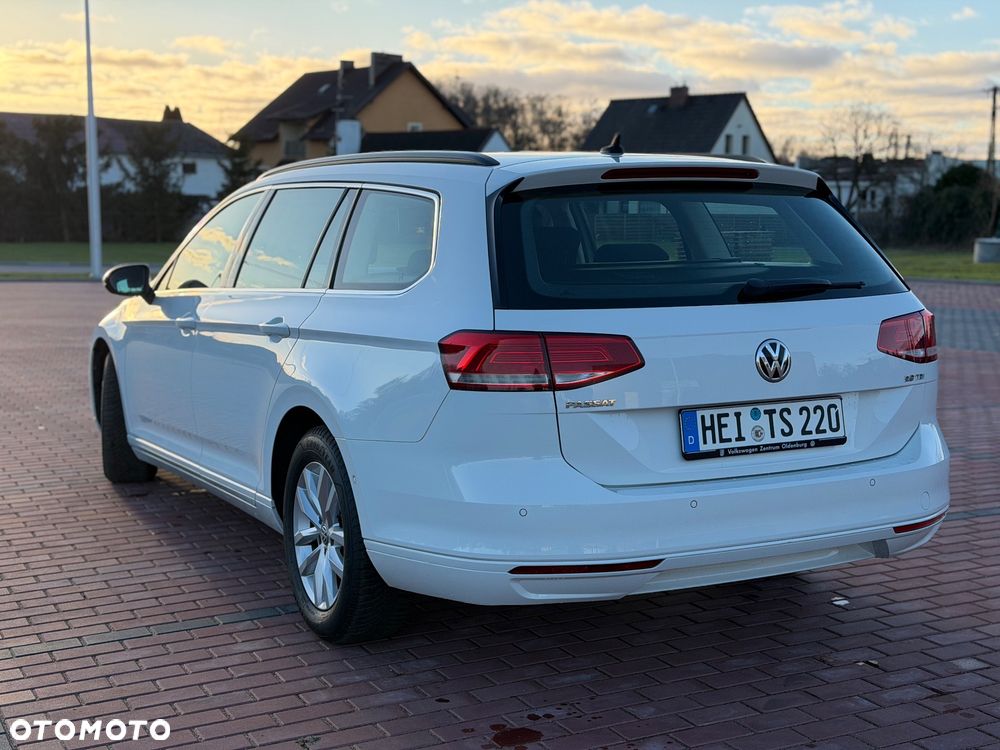 Volkswagen Passat Variant - 4