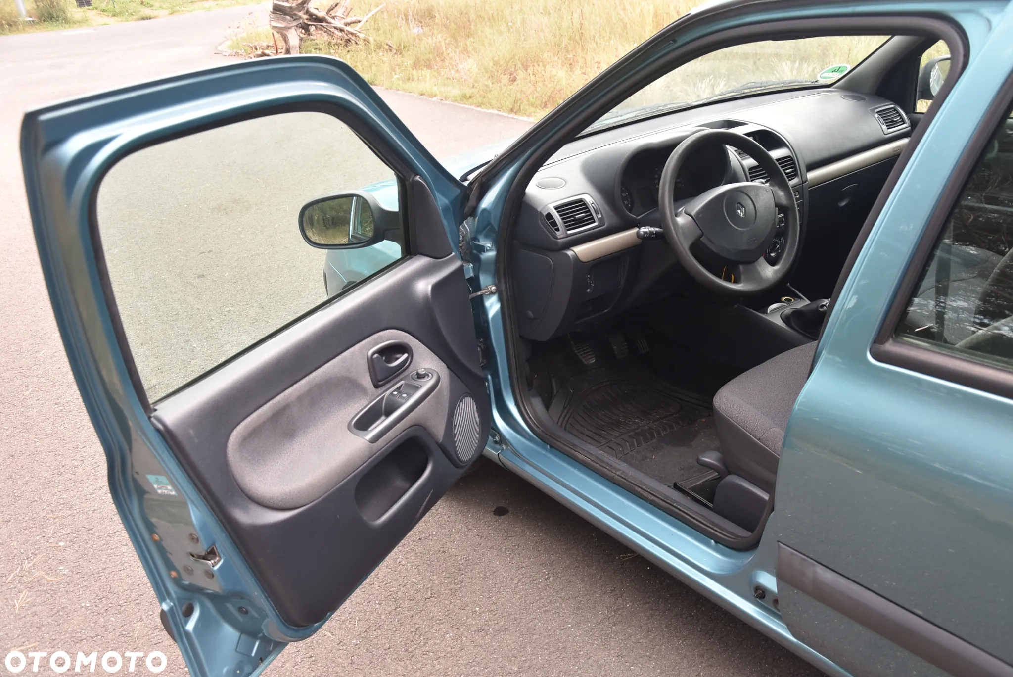 Renault Clio 1.2 16V 75 Collection - 16