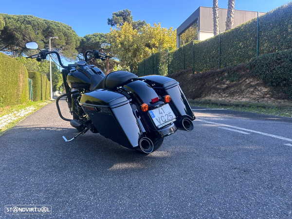 Harley-Davidson FLHR  Road King Special 107