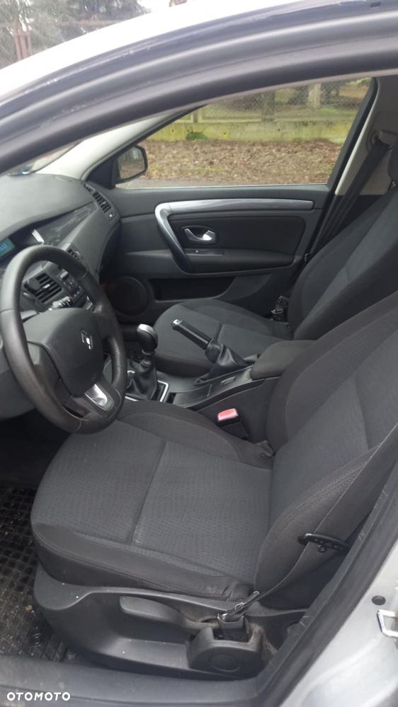 Renault Laguna 2.0 DCi FAP Expression - 9