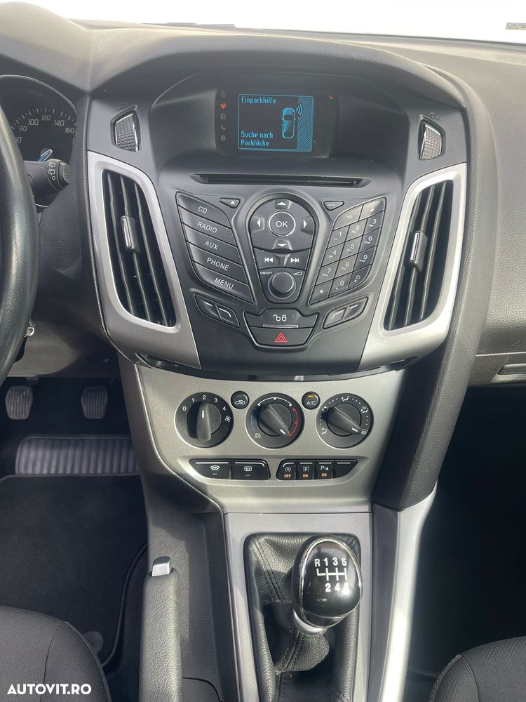 Ford Focus 1.0 EcoBoost Start-Stopp-System SYNC Edition - 26