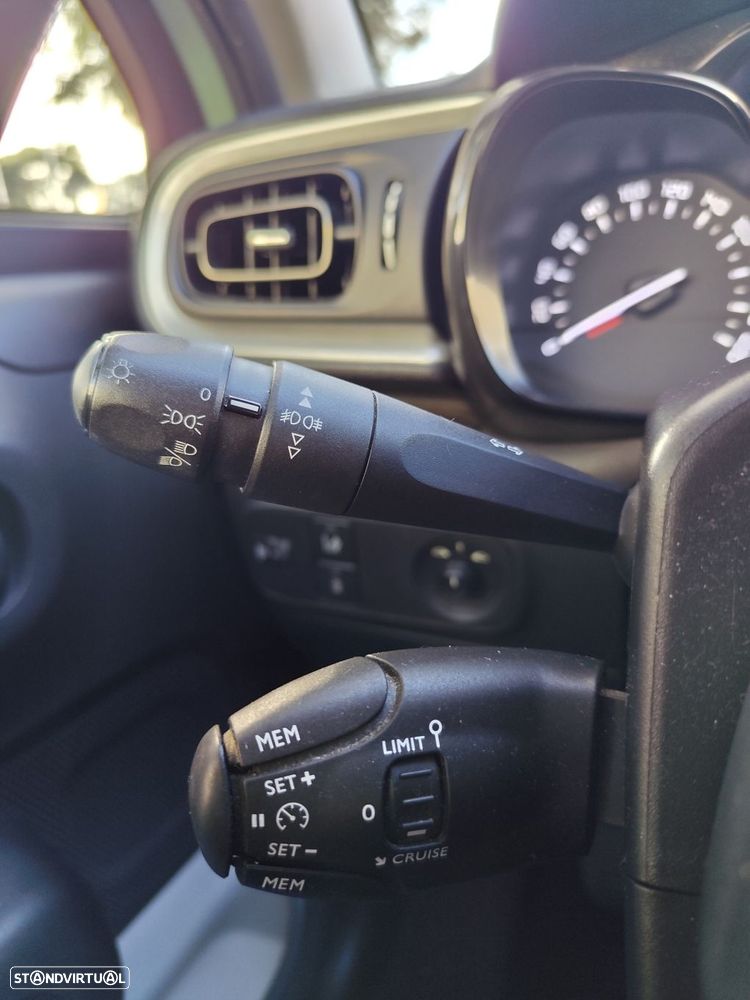 Citroën C3 1.2 PureTech Feel - 37