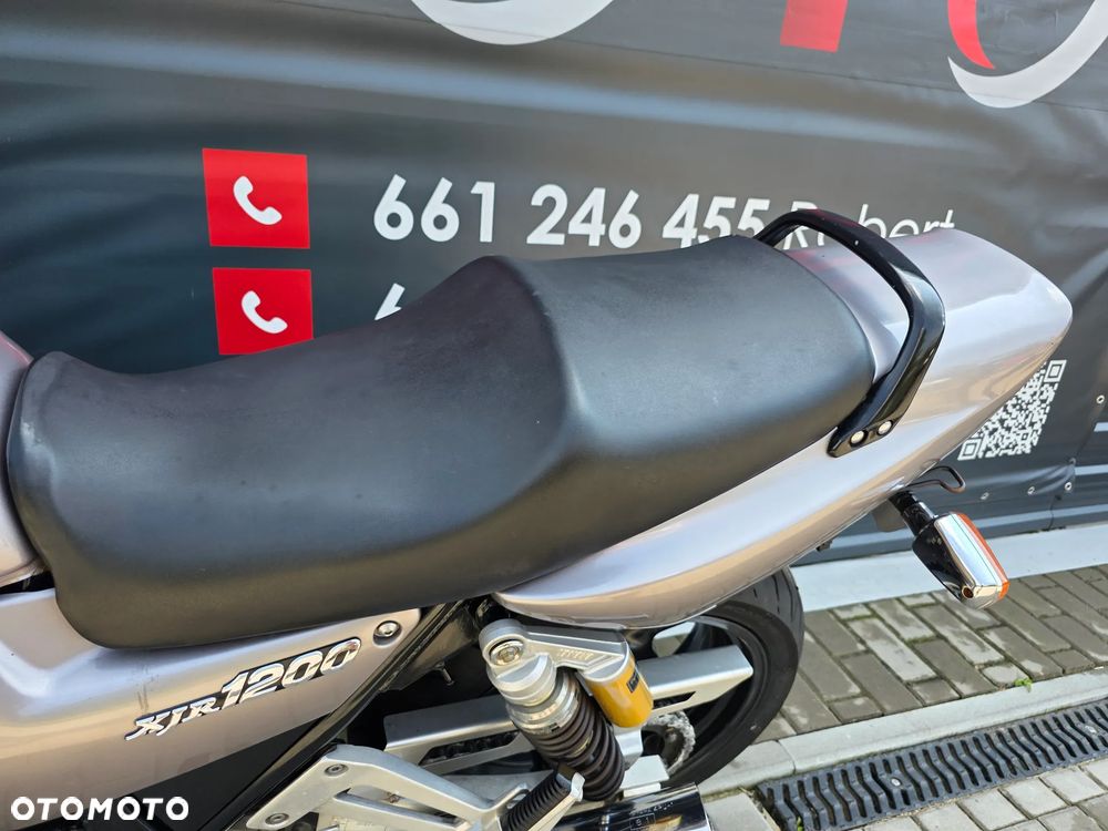 Yamaha XJR - 8