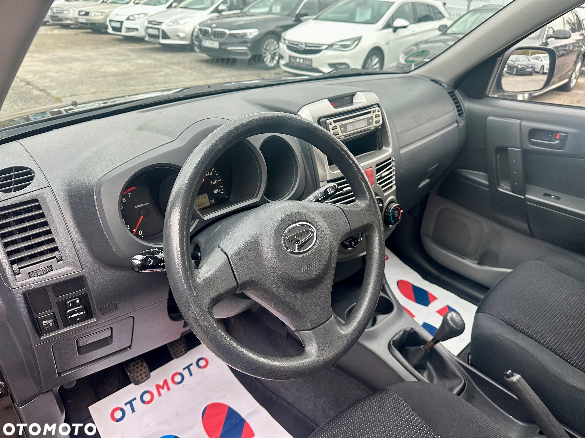 Daihatsu Terios 2WD Top - 13