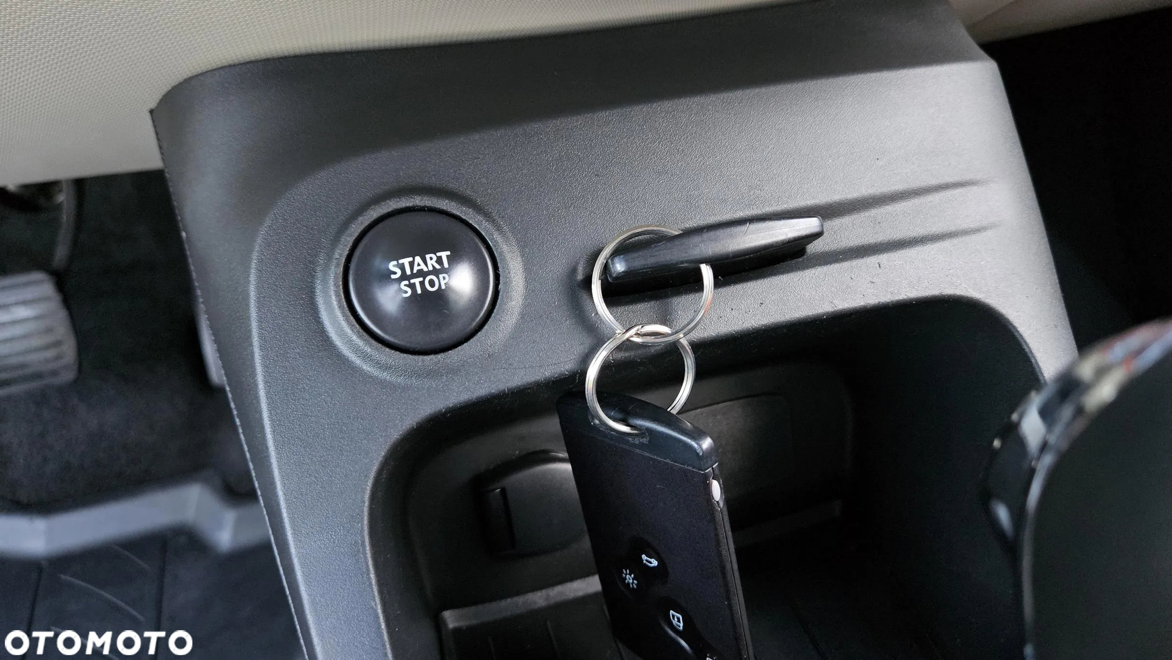 Renault Captur ENERGY TCe 120 EDC LIMITED - 32