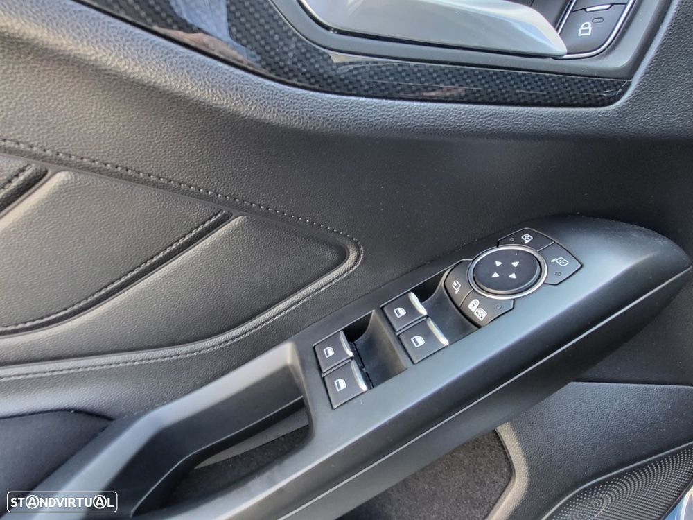 Ford Focus 1.5 TDCi EcoBlue ST-Line - 16