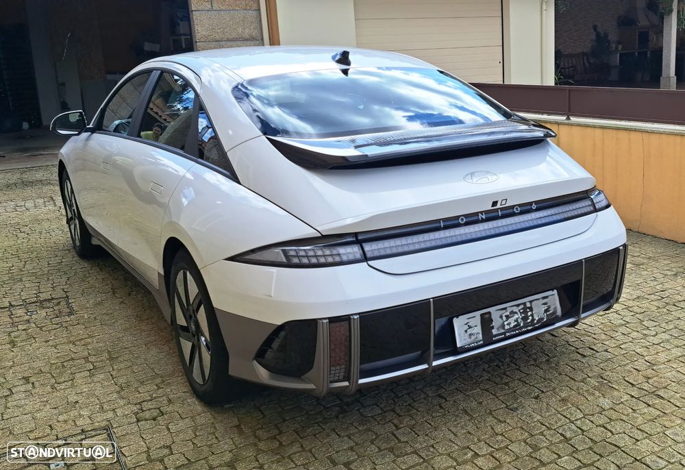 Hyundai Ioniq 6 - 1