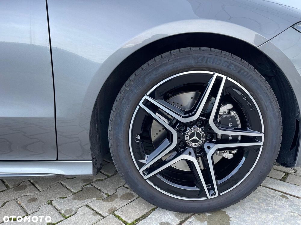 Mercedes-Benz CLA 200 AMG Line 7G-DCT - 21