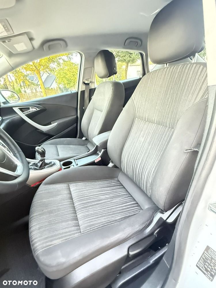 Opel Astra - 11
