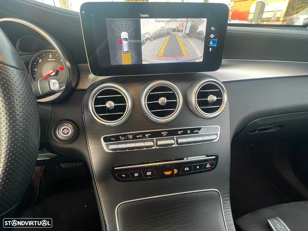 Mercedes-Benz GLC 300 de 4Matic 9G-TRONIC AMG Line - 26