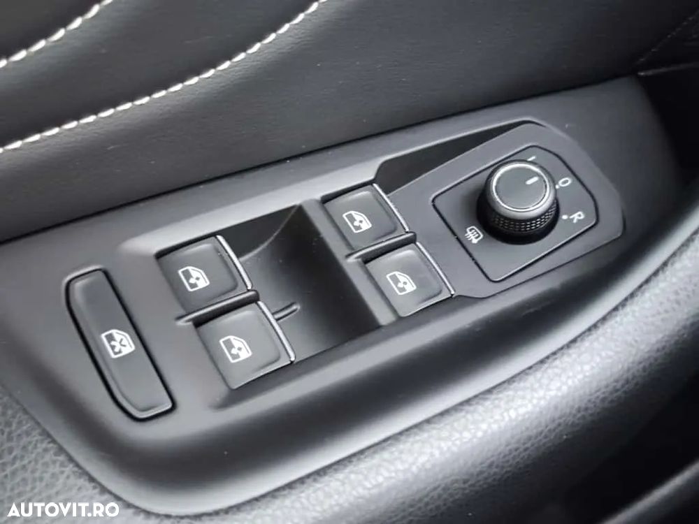 Volkswagen Passat 2.0 TDI DSG Comfortline - 31