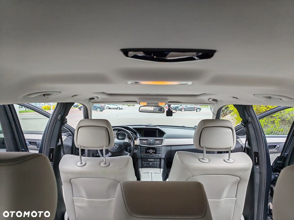 Mercedes-Benz Klasa E 350 CDI DPF BlueEFFICIENCY 7G-TRONIC Avantgarde - 11