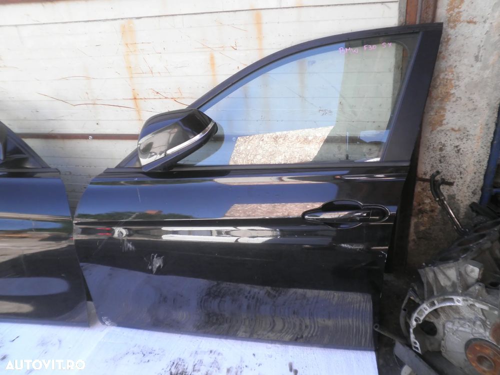Usa stanga / dreapta fata BMW Seria 3 F30 F31 ( cu defect ) - 1