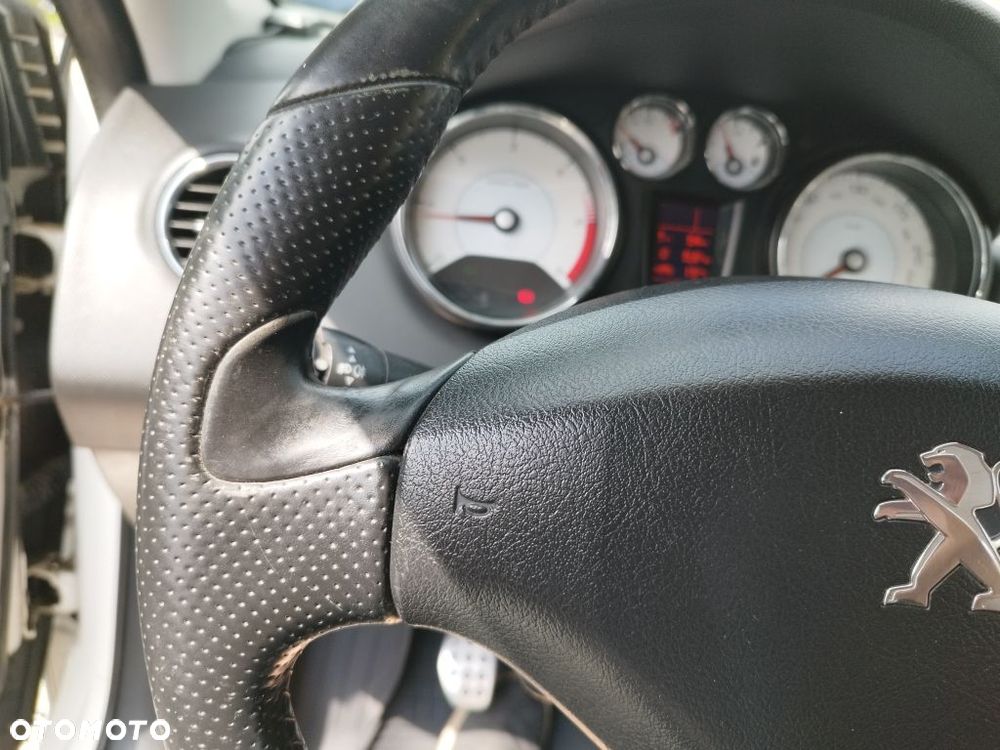 Peugeot 308 CC - 37