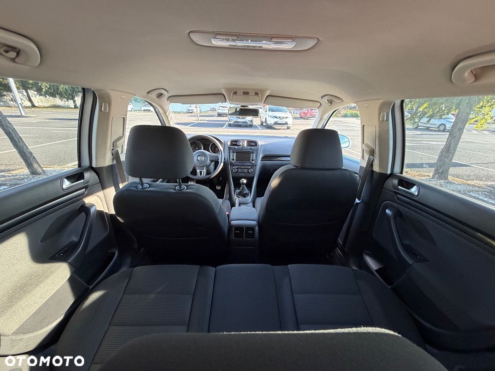 Volkswagen Golf 2.0 TDI Comfortline - 12