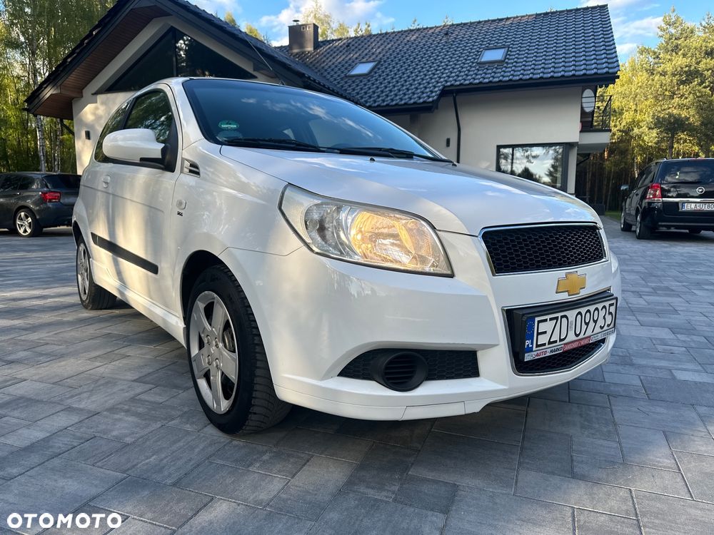 Chevrolet Aveo 1.2 LS - 25