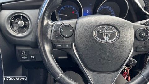 Toyota Auris Touring Sports 1.4 D-4D Comfort - 5