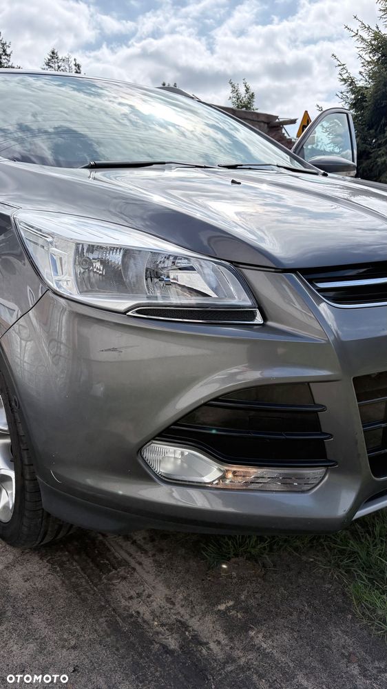Ford Escape 2.0 EcoBoost AWD Titanium - 5