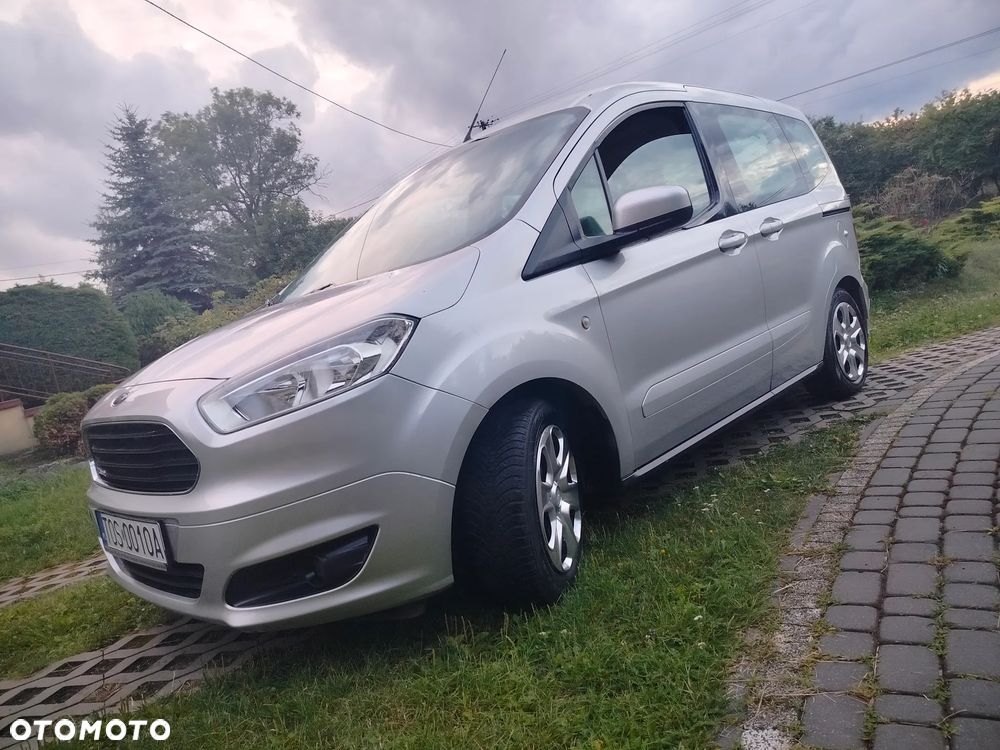 Ford Tourneo Courier 1.6 TDCi S&S Titanium - 1