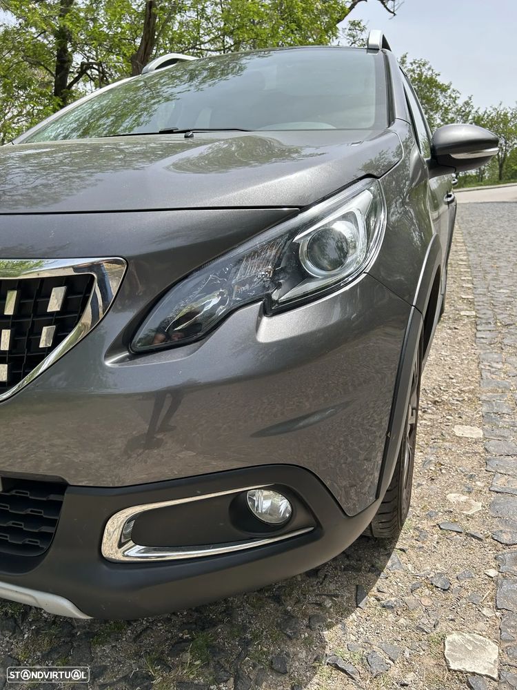 Peugeot 2008 1.2 PureTech Allure - 10