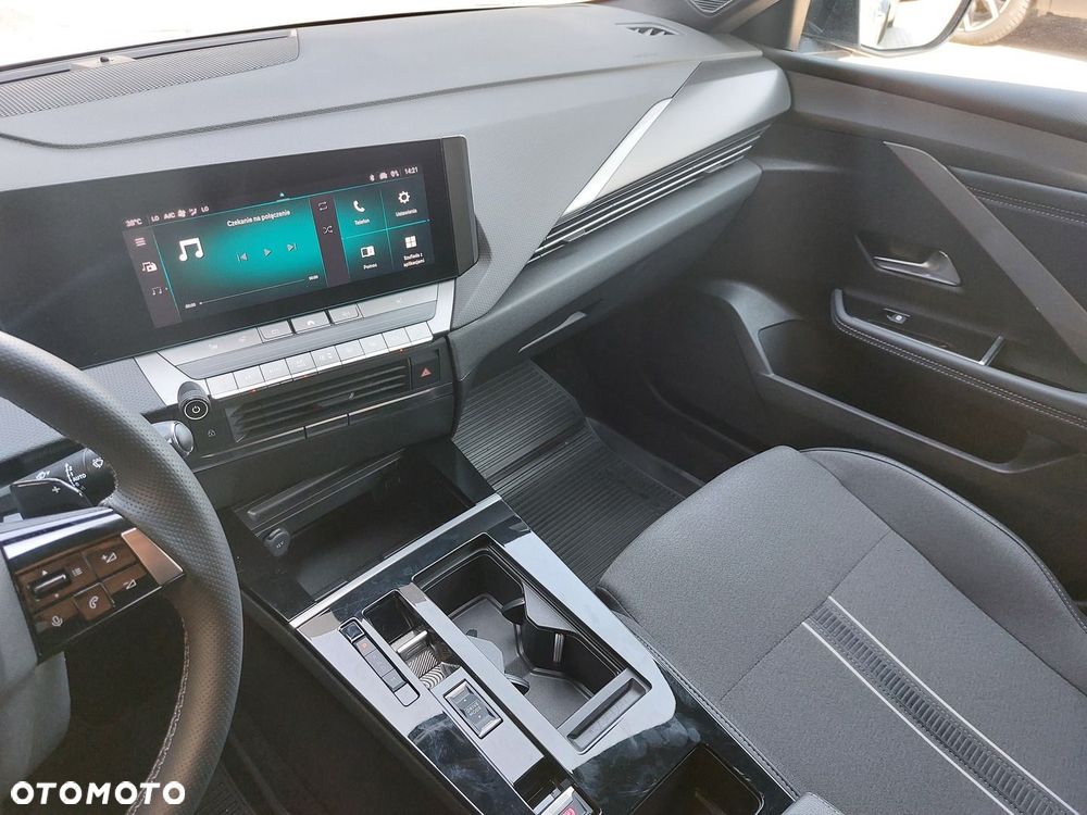 Opel Astra 1.2 T GS S&S - 20