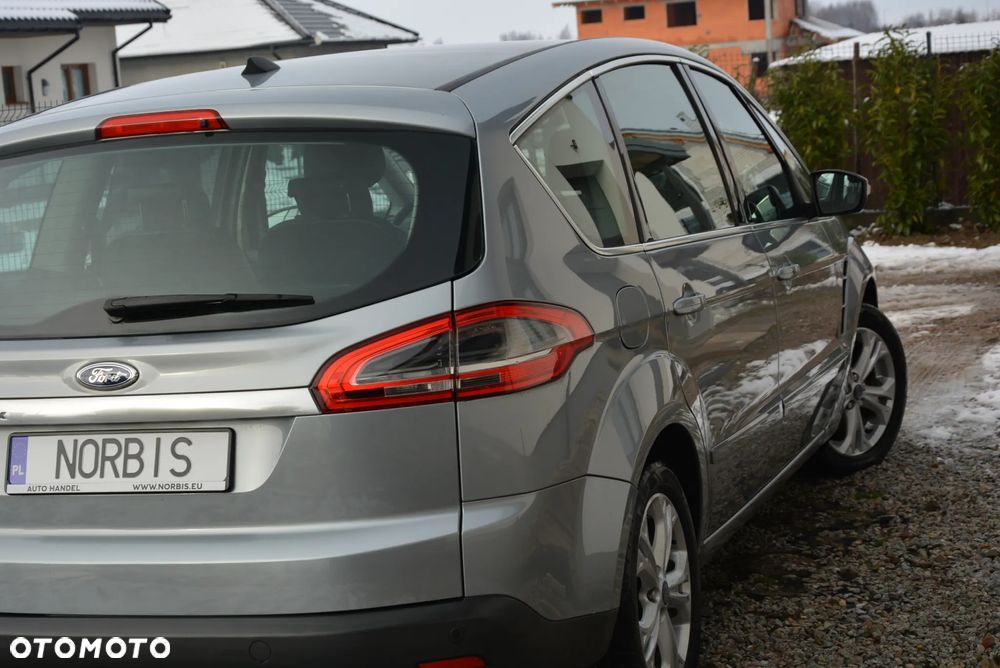 Ford S-Max 2.0 TDCi DPF Titanium X - 19