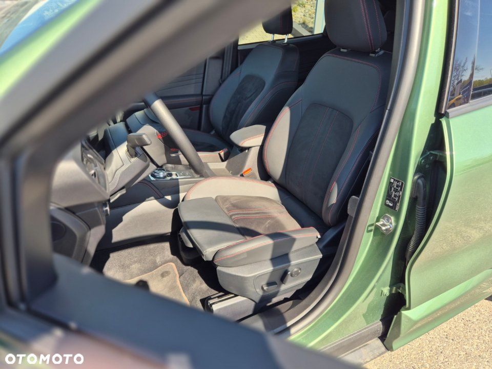 Ford Kuga - 17