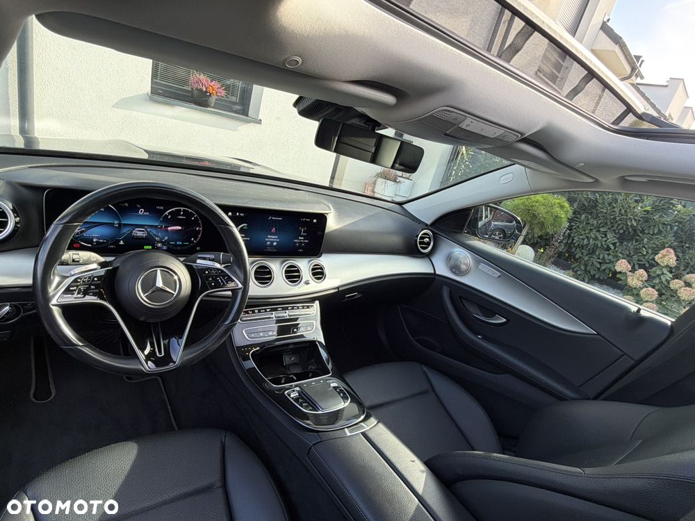 Mercedes-Benz Klasa E 220 d Avantgarde - 31