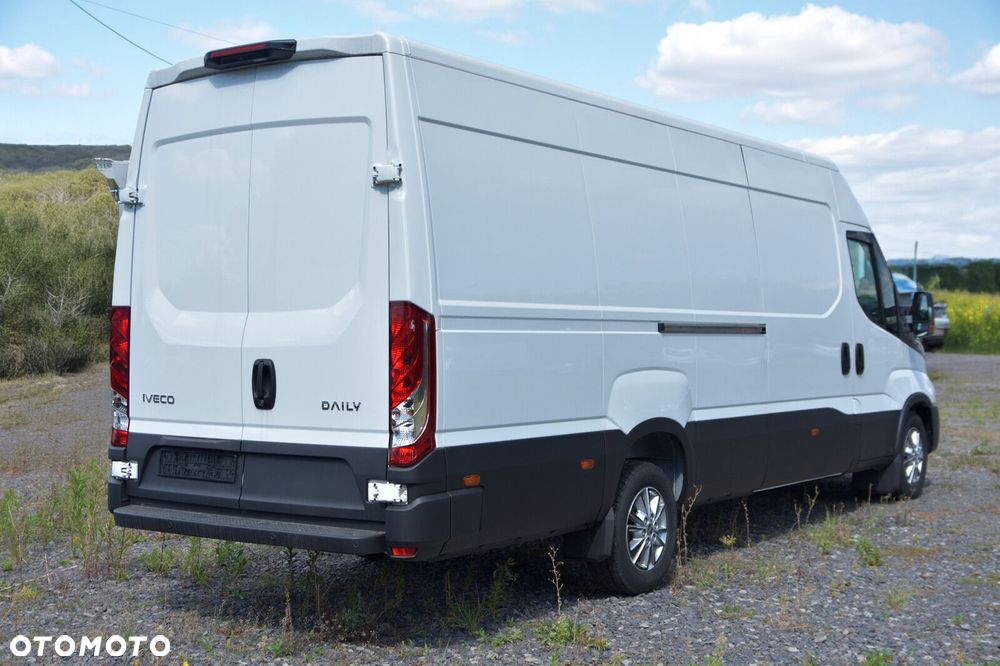 Iveco Daily Furgon 35S18HV 180KM MT6 - 5