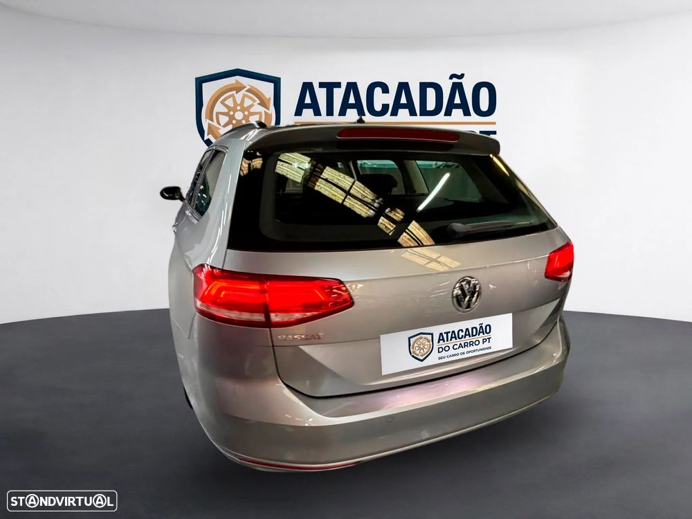 VW Passat 1.6 TDI Business DSG - 36