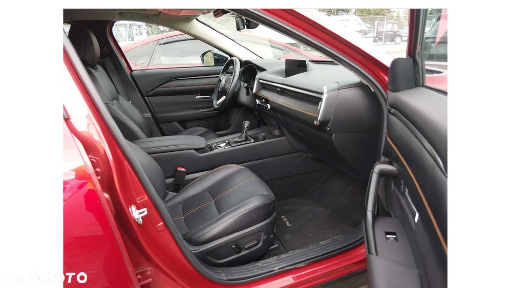 Mazda CX-50 - 8