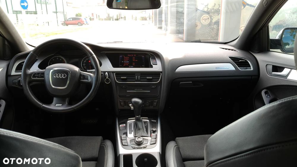 Audi A4 Avant 3.2 FSI quattro tiptronic S line Sportpaket (plus) - 17