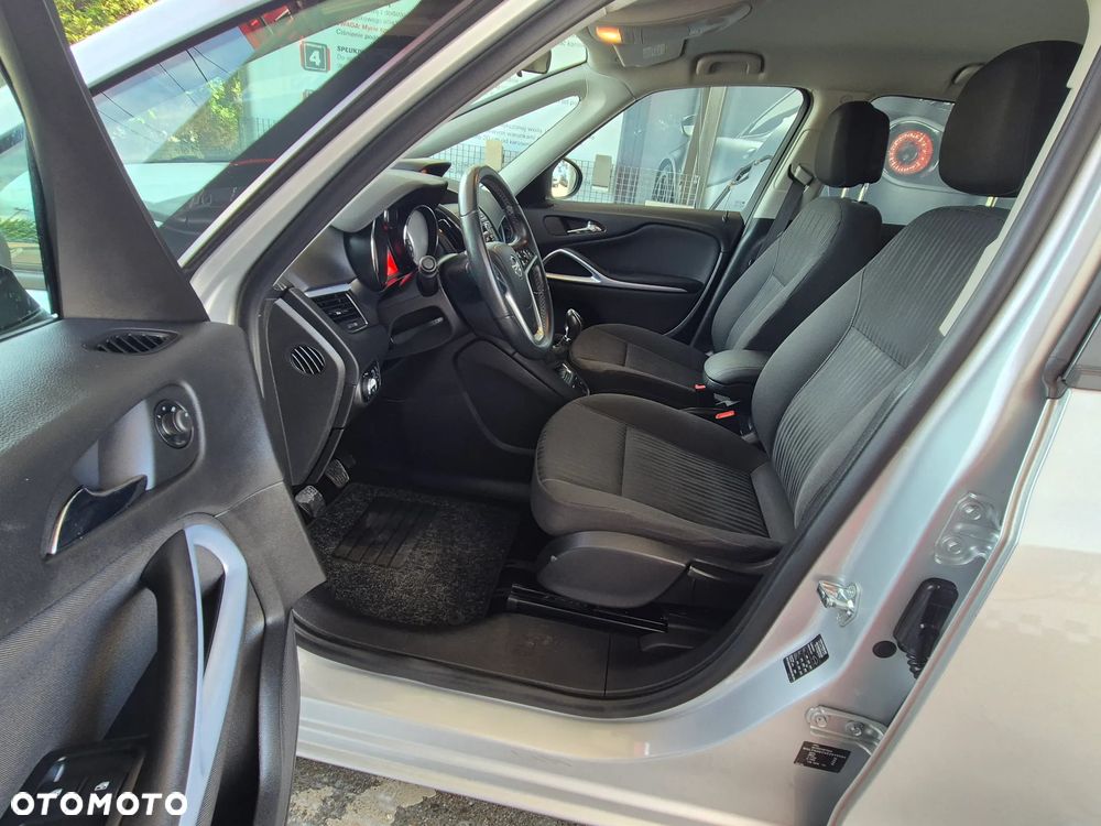 Opel Zafira Tourer 1.4 Turbo Business Innovation - 25