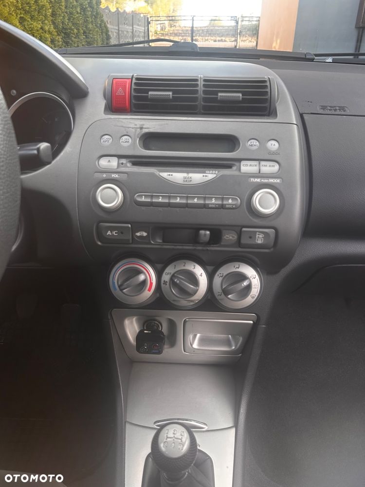 Honda City 1.4 Comfort - 19