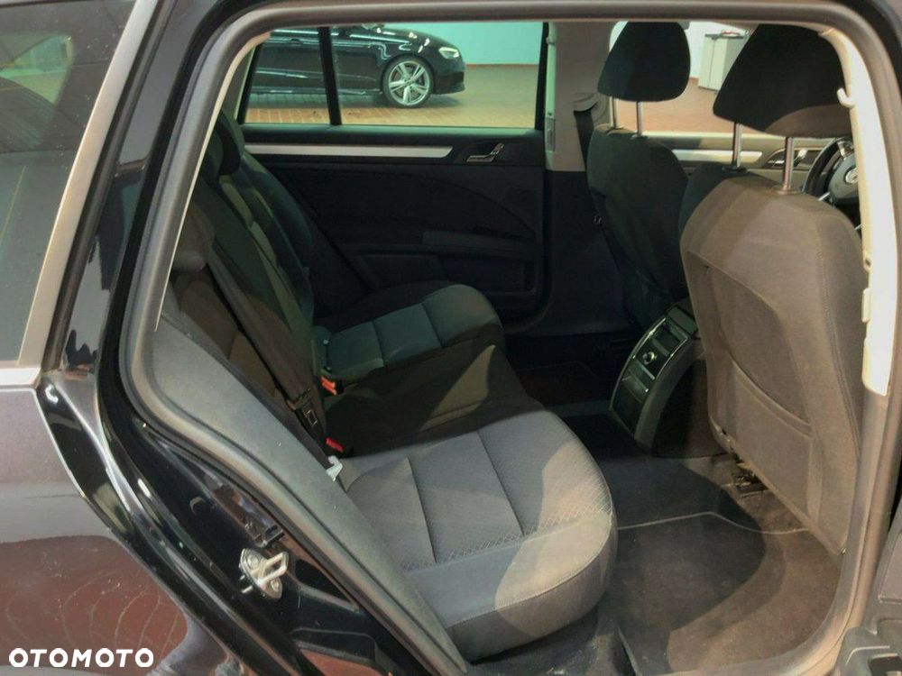 Skoda Superb 2.0 TDI DSG Exclusive - 6