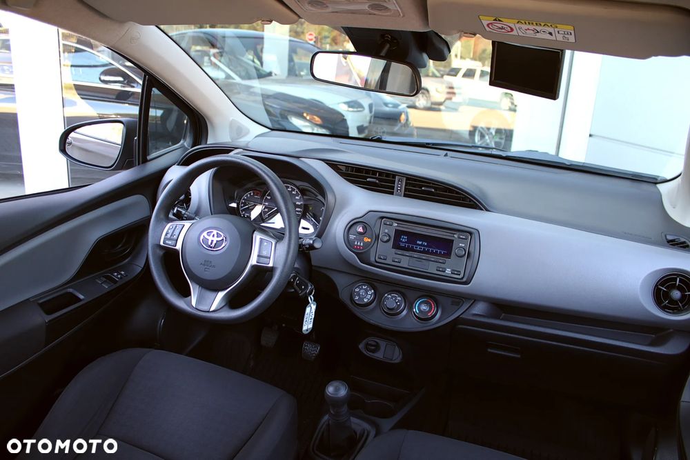 Toyota Yaris 1.0 Active - 2