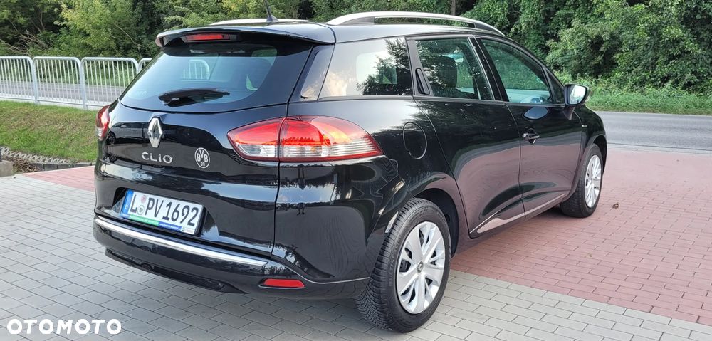 Renault Clio - 6