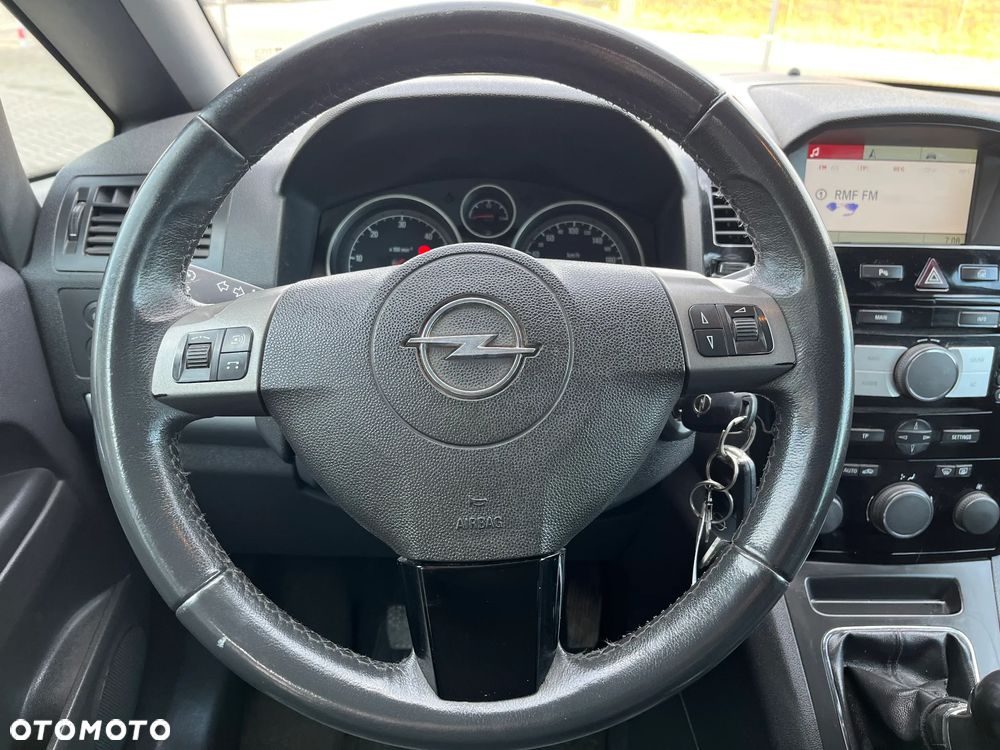 Opel Zafira 1.7 CDTI Cosmo - 25