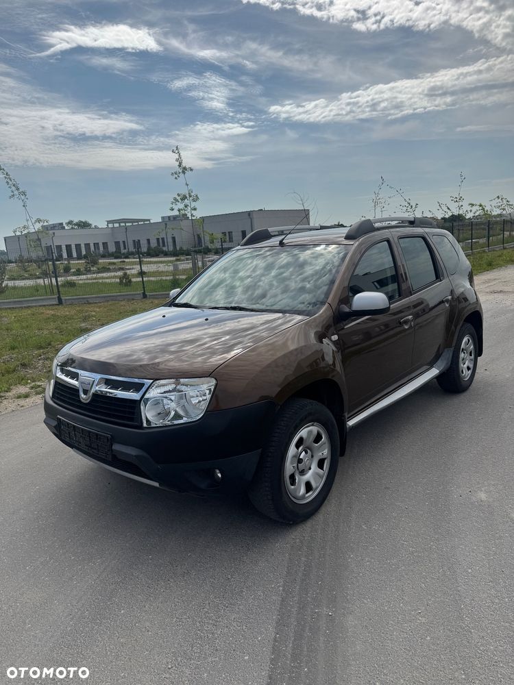 Dacia Duster 1.6 16V 105 4x2 Laureate - 1