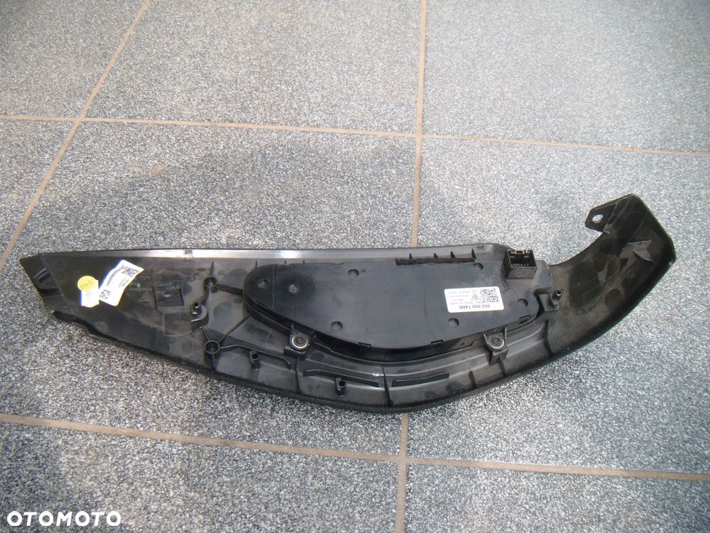 porsche tycan przyciski fotela prawego  przedniego  z obudową 992959748b - 2