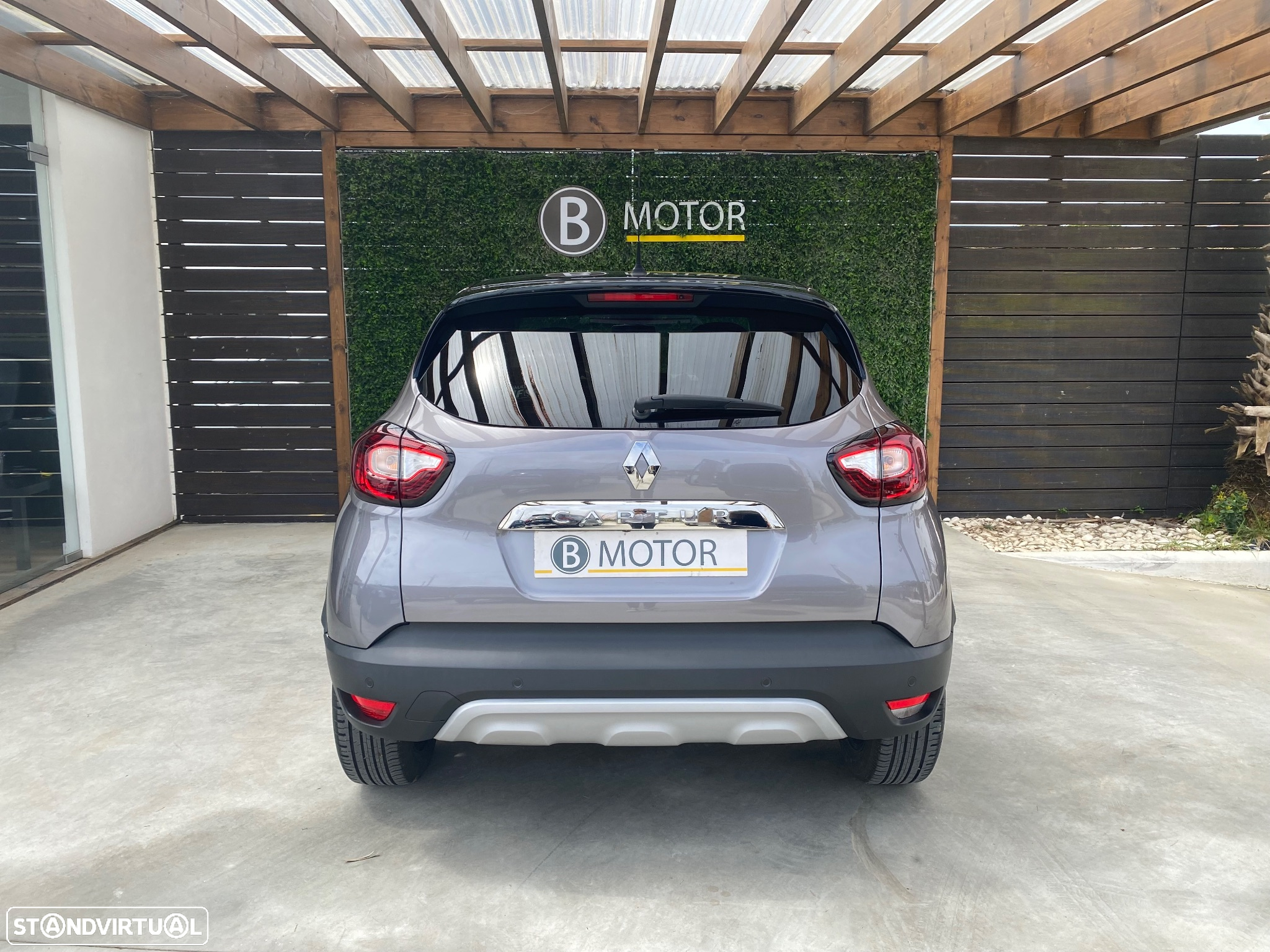 Renault Captur 1.0 TCe Exclusive - 12